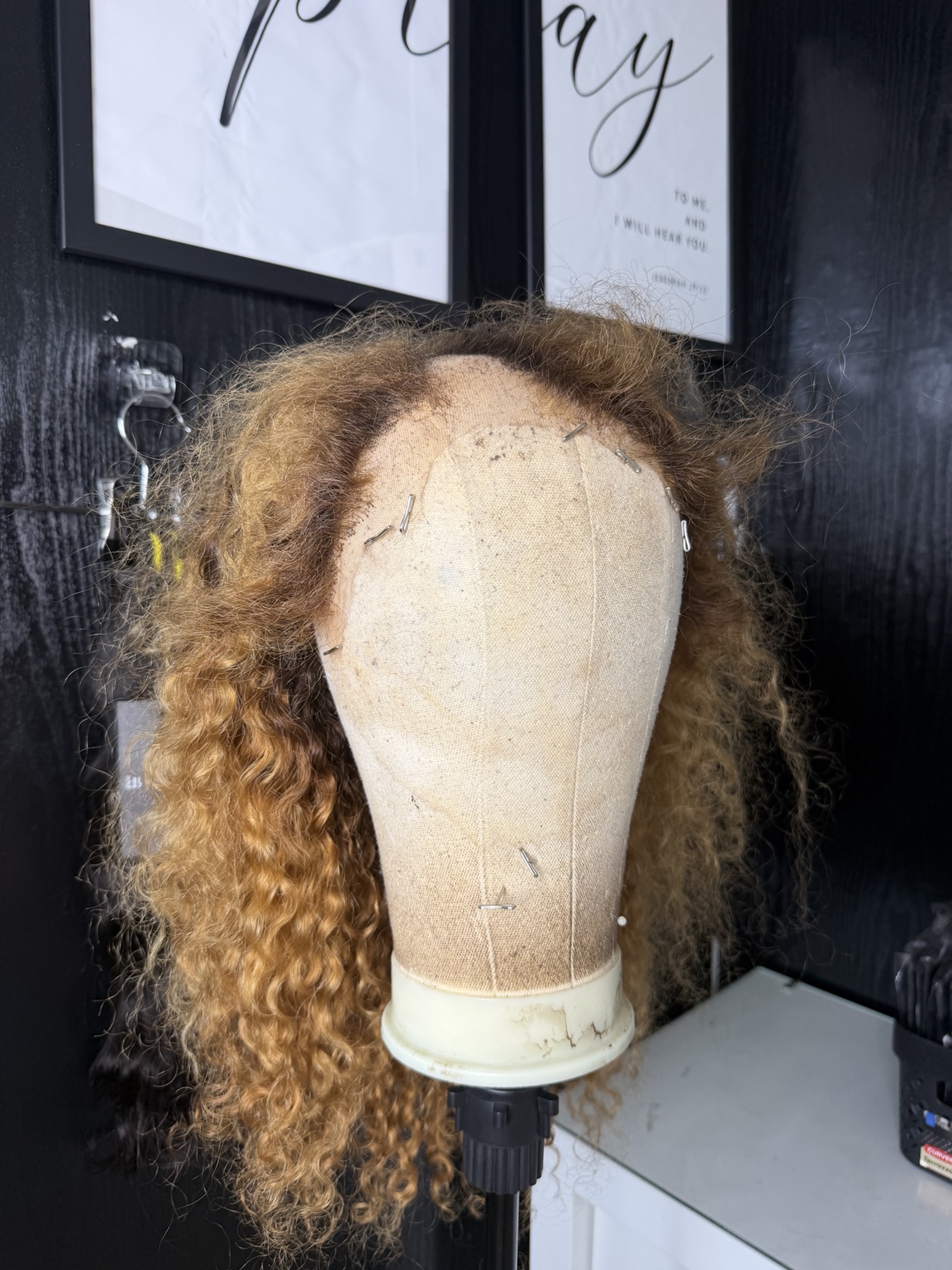 Lace bouclée blonde avant garnissage
